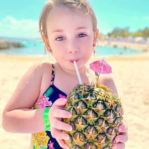 Meet your Posher, Sarah-greg